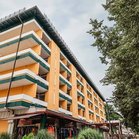 Panland Hotel