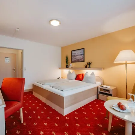 Panland Hotel 3*