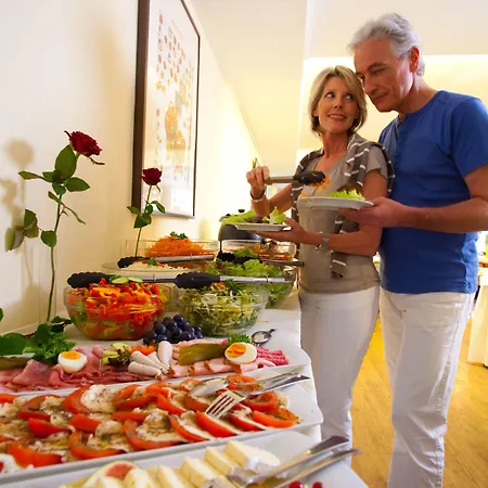 Готель Panland 3*