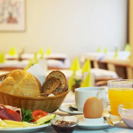 Panland Готель Бад-Фюссінг