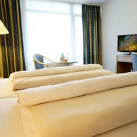 Panland Hotel